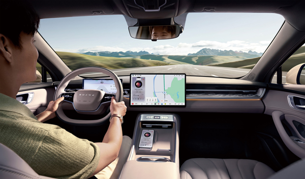 荣威M7 DMH重磅上市，限时美好价8.58万元起享新能源时代家轿王