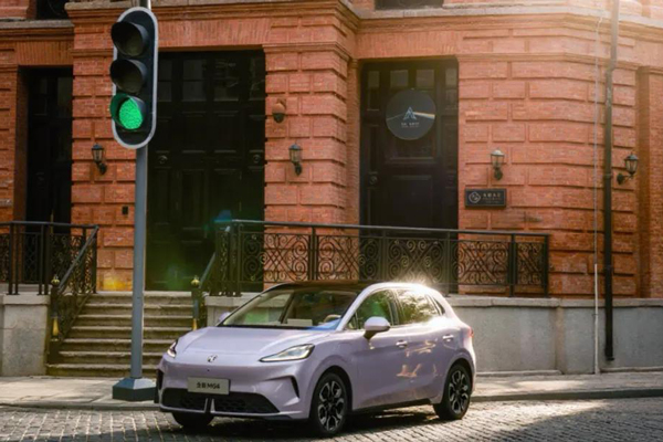 盘点必一·运动(B-Sports)：青山不语 风骨自成